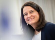 11-09-22 Μήνυμα της Υπουργού Παιδείας και Θρησκευμάτων Νίκης Κεραμέως για τη νέα σχολική χρονιά 2022-2023